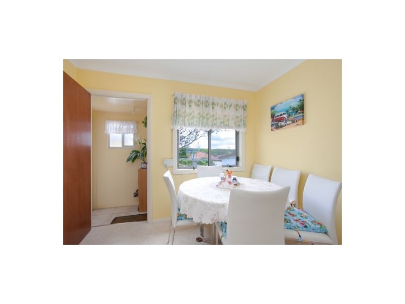 14 Villa Road, Waratah West NSW 2298