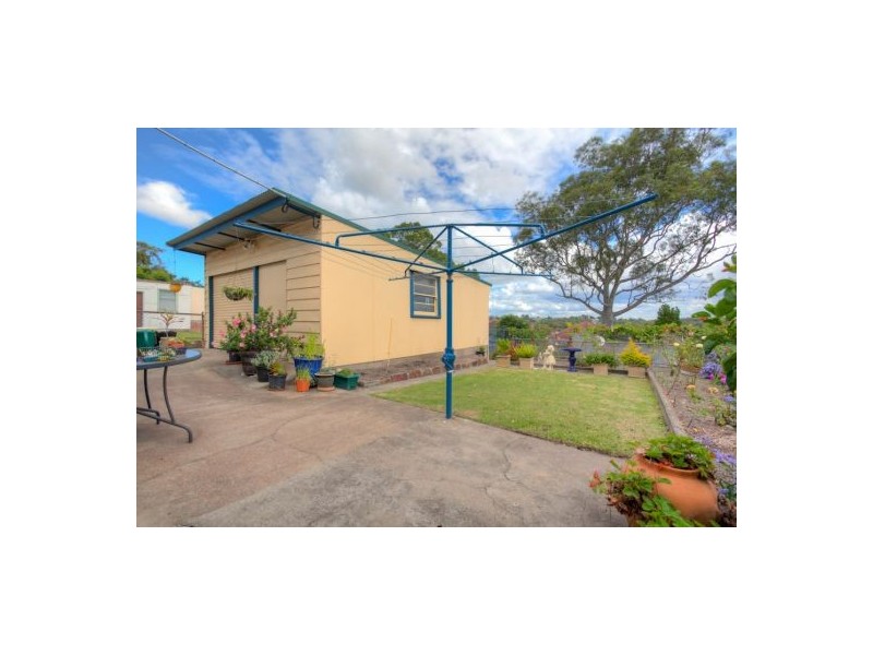 14 Villa Road, Waratah West NSW 2298