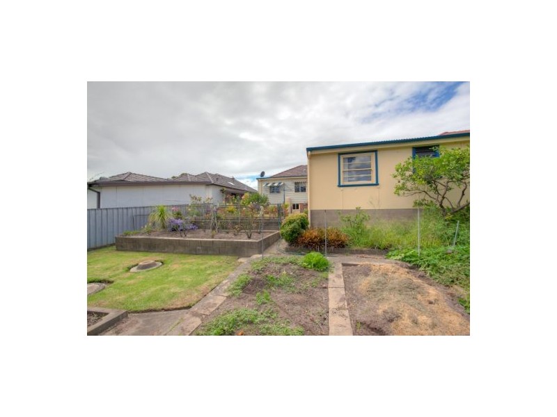 14 Villa Road, Waratah West NSW 2298