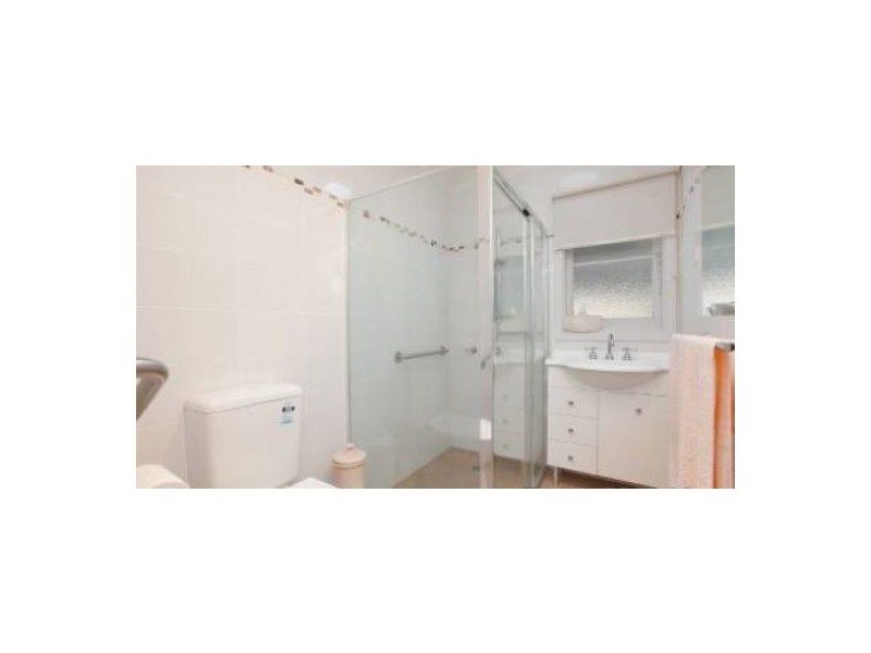 2 Alexander Street, Mount Hutton NSW 2290