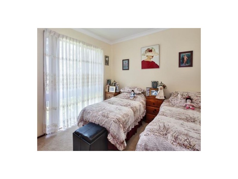 13 Dalwood Close, Eleebana NSW 2282