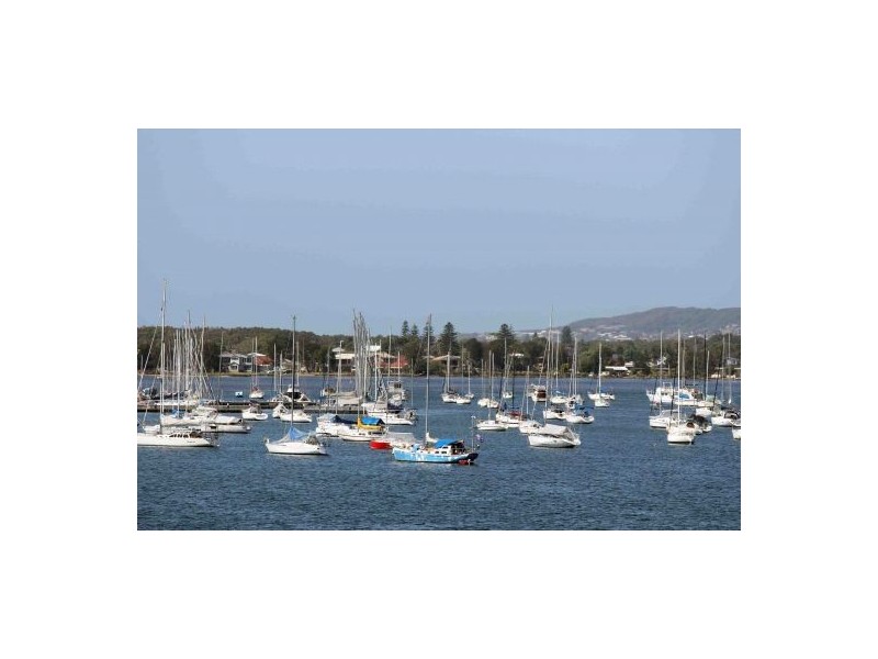 2 Dianella Street, Floraville NSW 2280