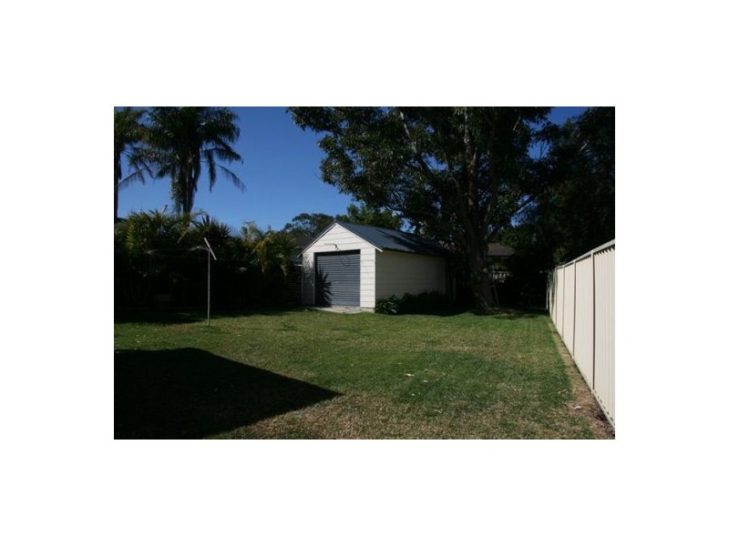 9 Tulkaba Street, Belmont North NSW 2280