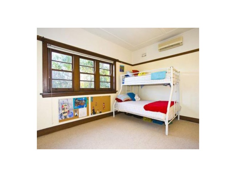 247 Beaumont Street, Hamilton South NSW 2303