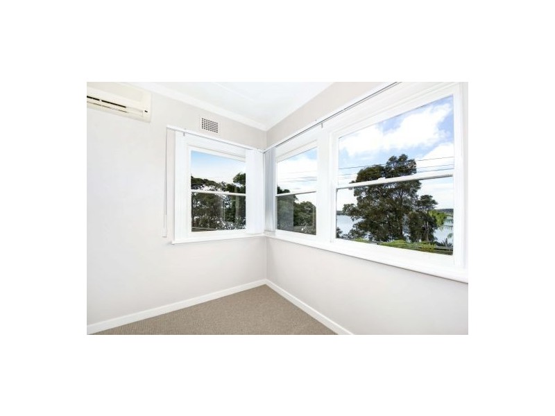 352 The Esplanade, Speers Point NSW 2284