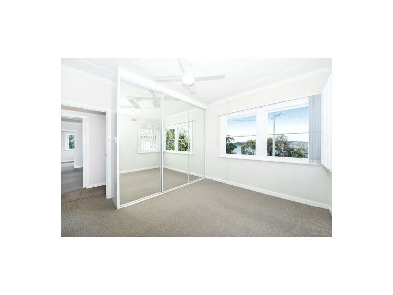 352 The Esplanade, Speers Point NSW 2284