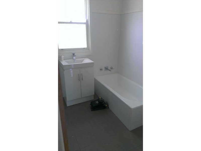 8 Ganur Street, Wallsend NSW 2287