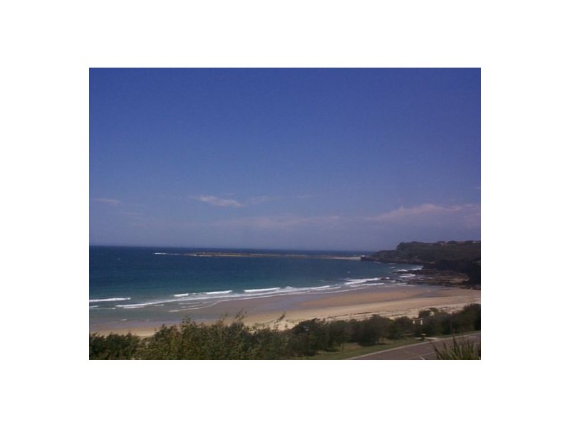6 Scenic Drive, Caves Beach NSW 2281