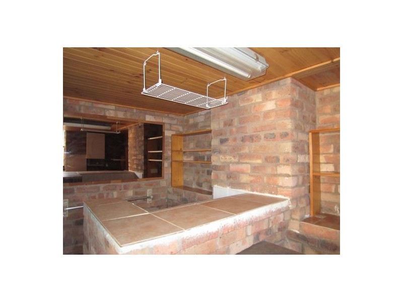 6 Scenic Drive, Caves Beach NSW 2281