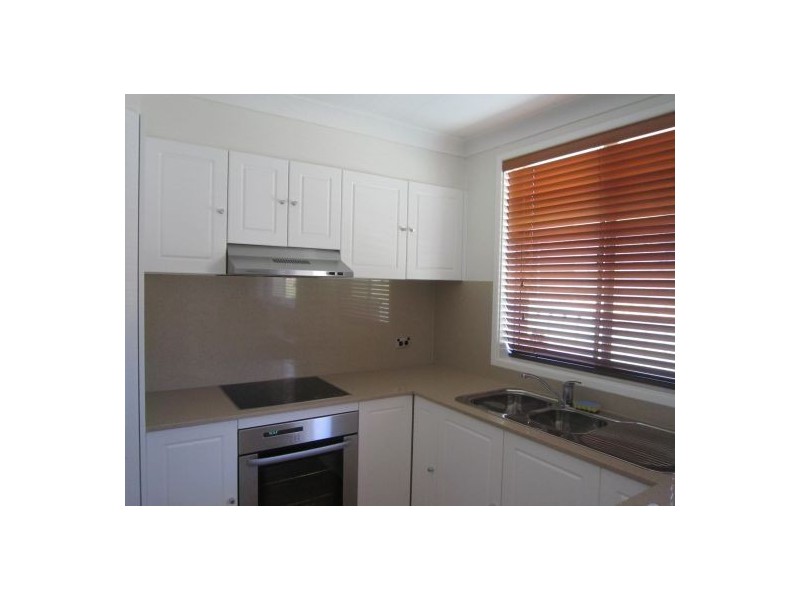 128 Lawson Road, Macquarie Hills NSW 2285