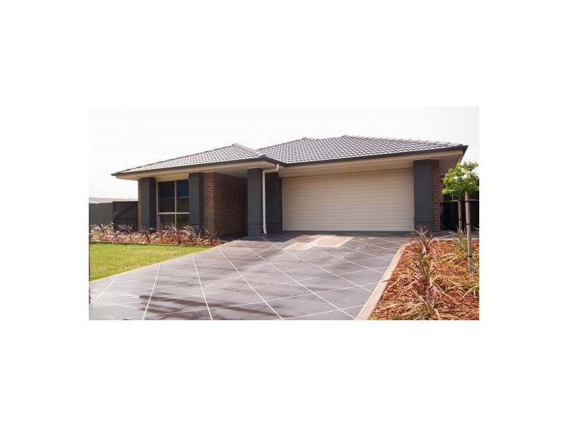 43 Dune Drive, Fern Bay NSW 2295