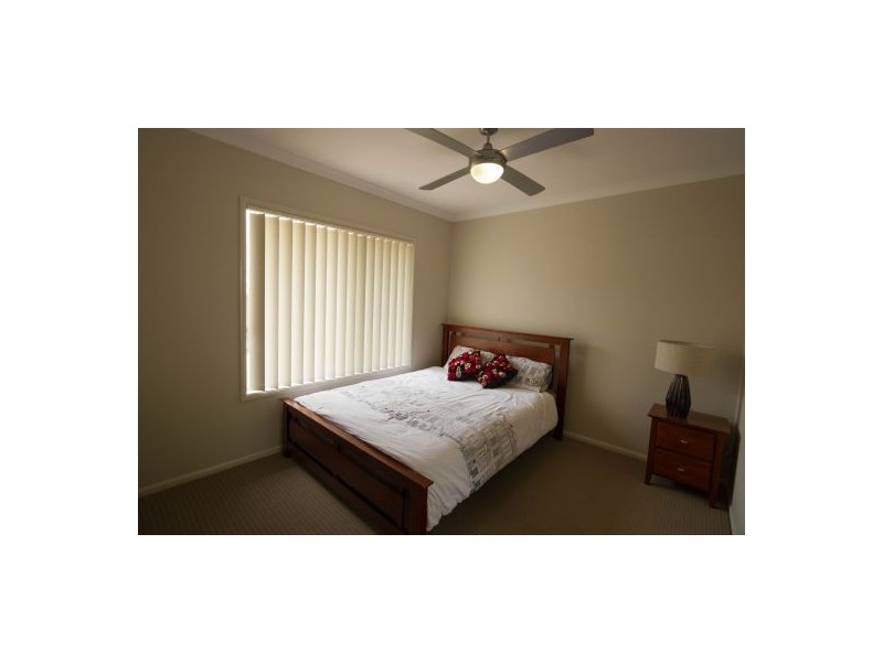 43 Dune Drive, Fern Bay NSW 2295