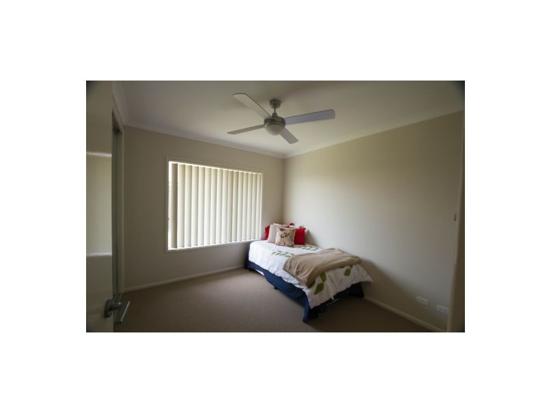 43 Dune Drive, Fern Bay NSW 2295