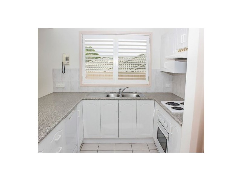 2 6 Downing Street, Charlestown NSW 2290