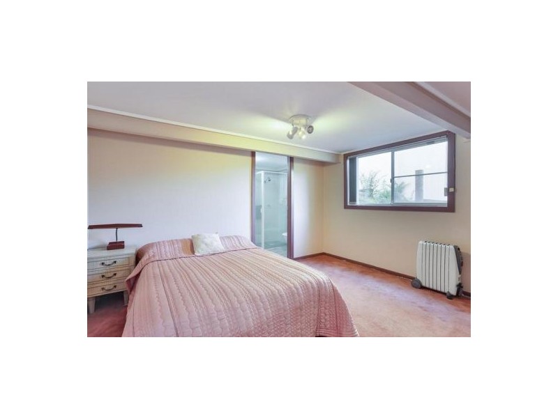 387 Warners Bay Road, Charlestown NSW 2290