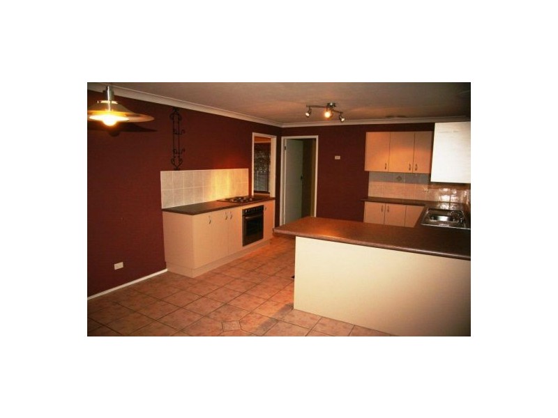 8 Dymock Close, Jewells NSW 2280