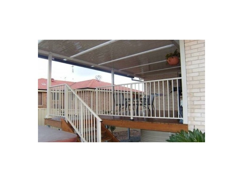 8 Northridge Drive, Cameron Park NSW 2285