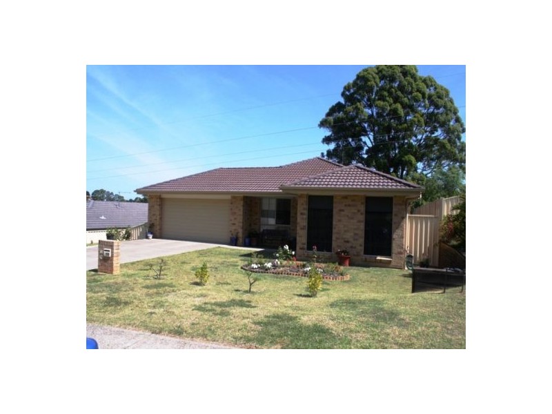 124 Pearce Drive, Coffs Harbour NSW 2450