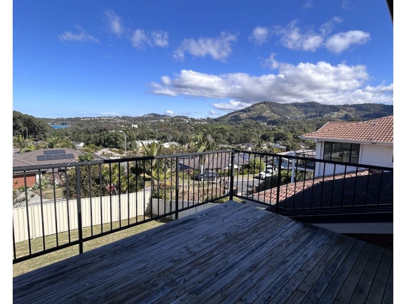 5 Coachmans Close, Sapphire Beach NSW 2450