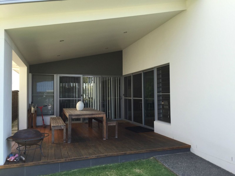 58 North Sapphire Road, Sapphire Beach NSW 2450