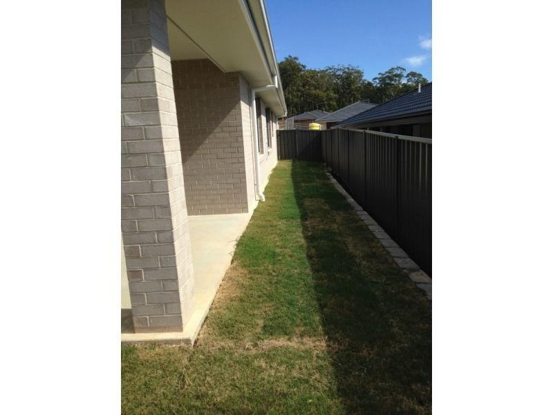 9 Seashore Place, Sandy Beach NSW 2456