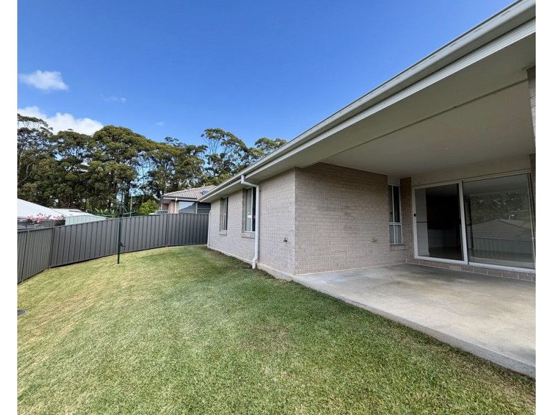 9 Seashore Place, Sandy Beach NSW 2456