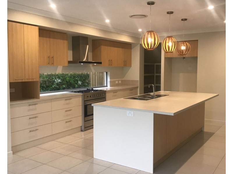 3 Beach Way, Sapphire Beach NSW 2450