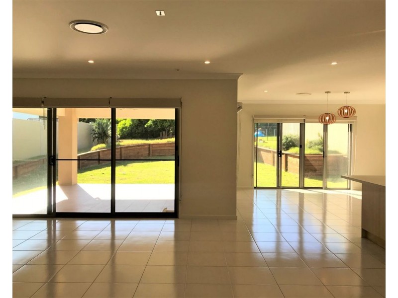 3 Beach Way, Sapphire Beach NSW 2450
