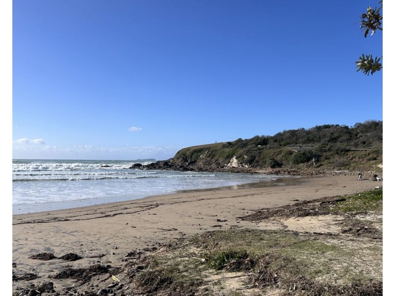 15 Sunshine Circuit, Emerald Beach NSW 2456