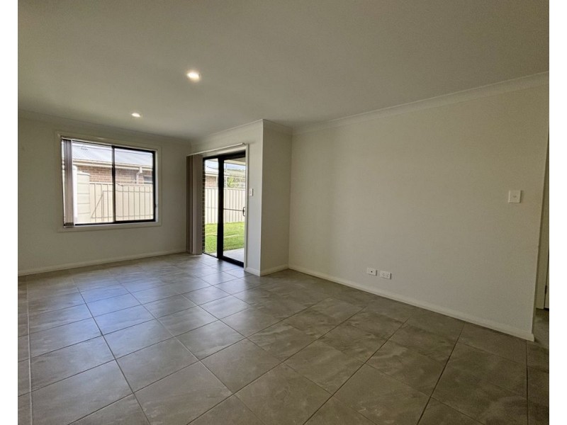 15 Sunshine Circuit, Emerald Beach NSW 2456