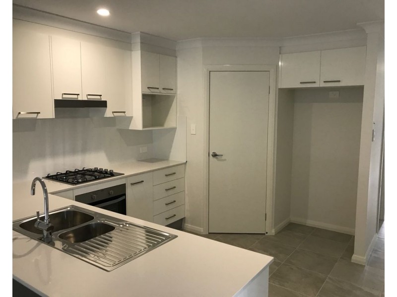 4 Sunshine Circuit, Emerald Beach NSW 2456
