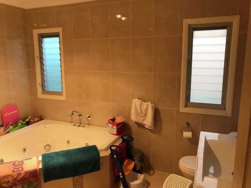 9 Lights Street, Emerald Beach NSW 2456