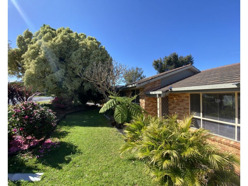 41 De Castella Drive, Boambee East NSW 2452