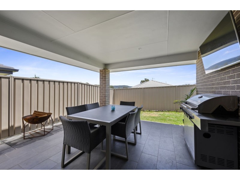 1 Treetop Place, Moonee Beach NSW 2450