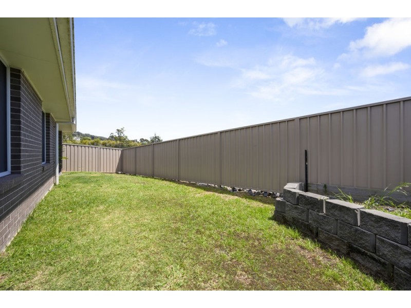 1 Treetop Place, Moonee Beach NSW 2450