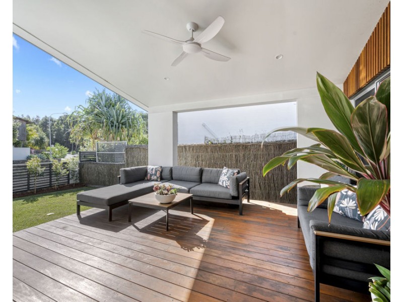 58 North Sapphire Road, Sapphire Beach NSW 2450