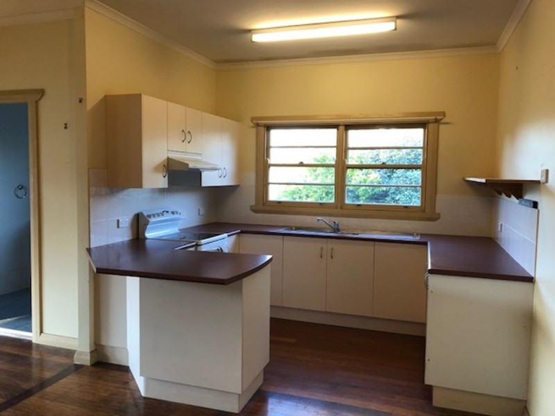 11 Bent Street, Nana Glen NSW 2450