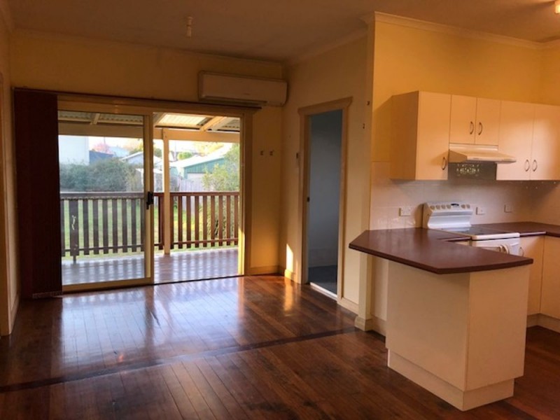 11 Bent Street, Nana Glen NSW 2450