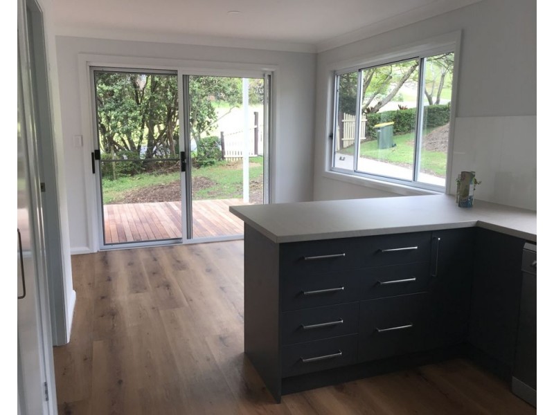 4b Jade Close, Emerald Beach NSW 2456