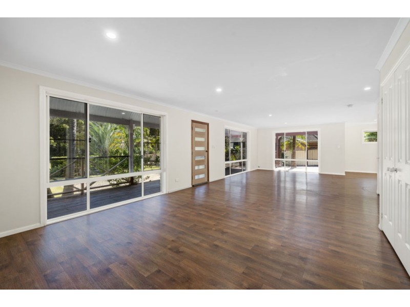 4 Topaz Drive, Emerald Beach NSW 2456