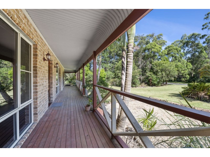 4 Topaz Drive, Emerald Beach NSW 2456