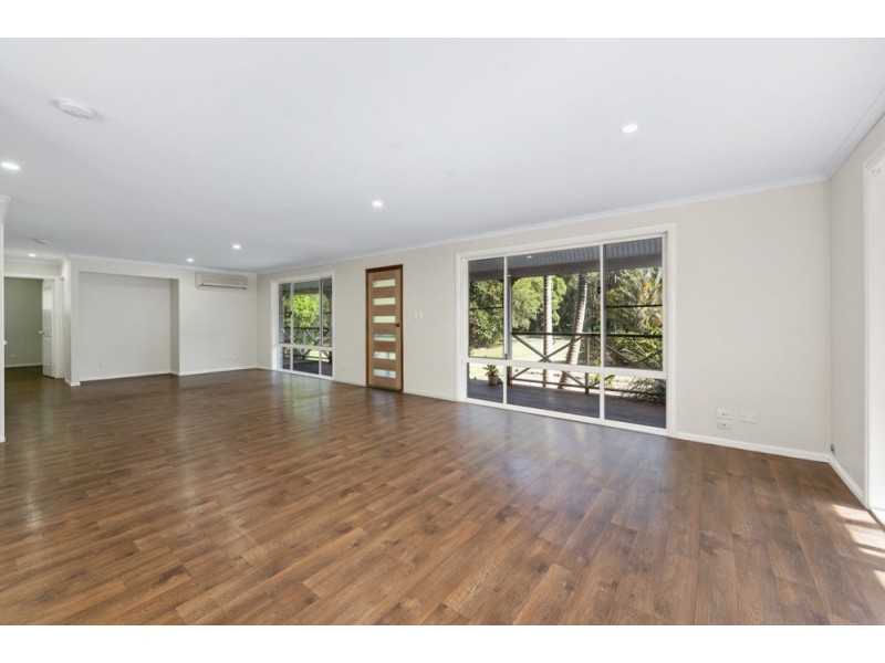 4 Topaz Drive, Emerald Beach NSW 2456