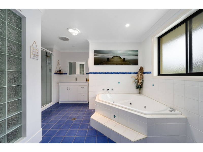 6 Woodswallow Close, Boambee East NSW 2452