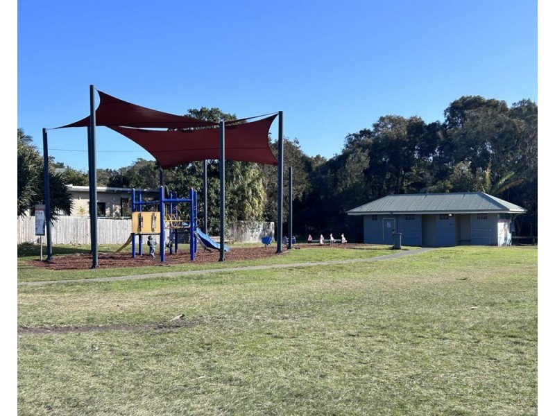 1B Nature Drive, Emerald Beach NSW 2456