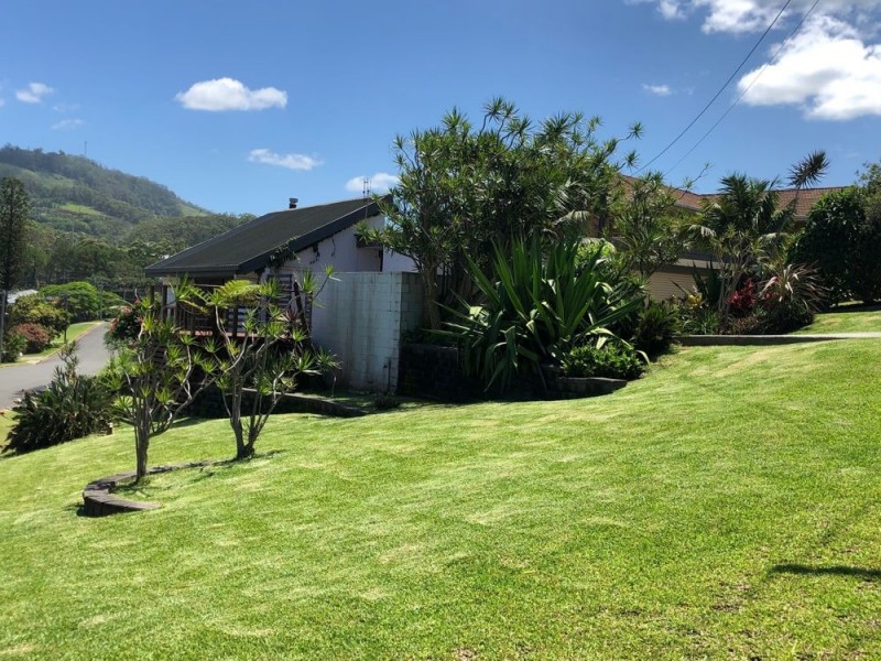 31 Elouera Drive, Sapphire Beach NSW 2450