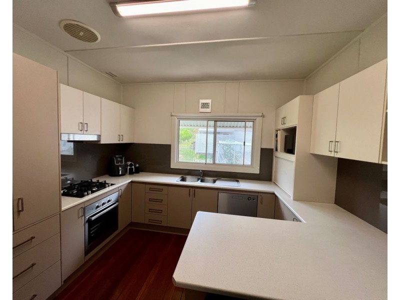 28 Moore Streeet, Coffs Harbour NSW 2450