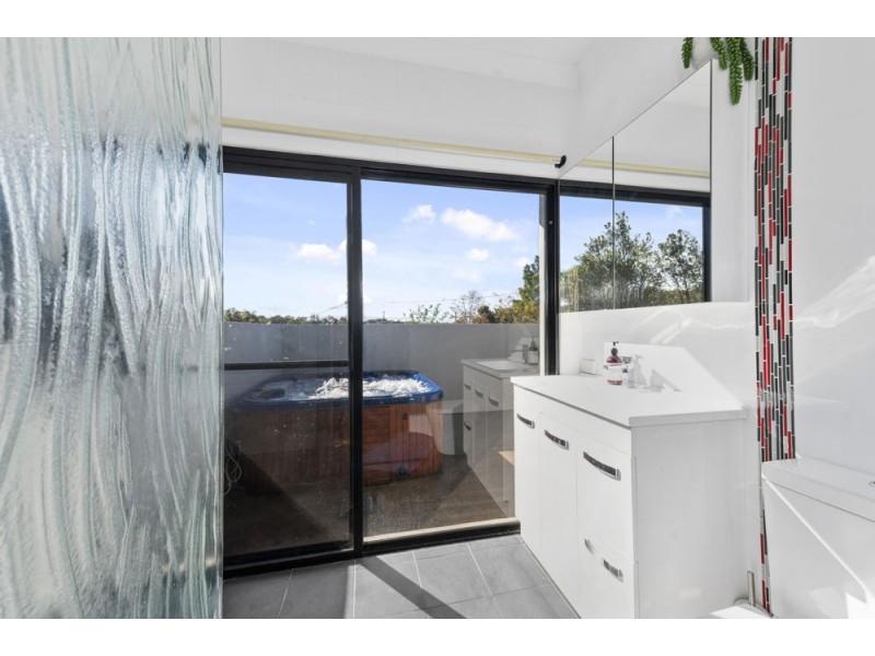 25 Burridge Avenue, North Boambee Valley NSW 2450