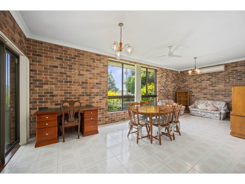 2 Sandpiper Crescent, Boambee East NSW 2452