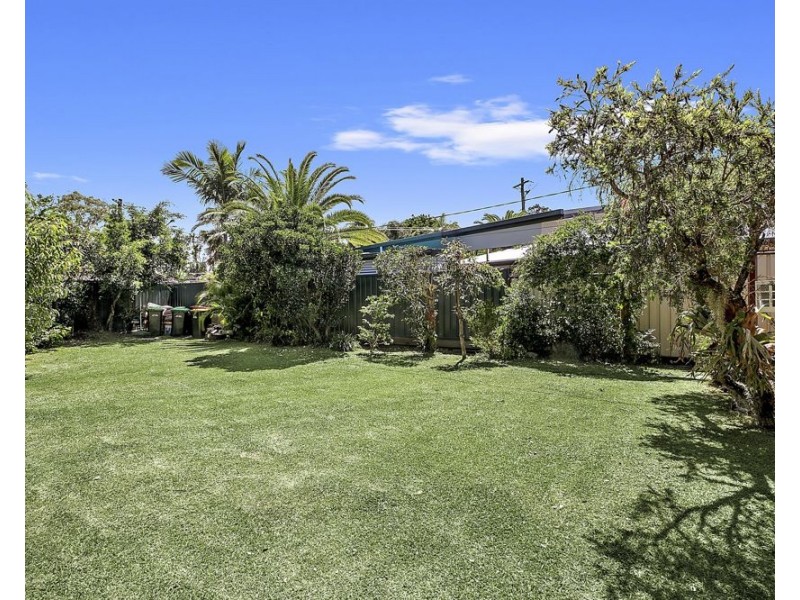 3 Marlin Close, Emerald Beach NSW 2456