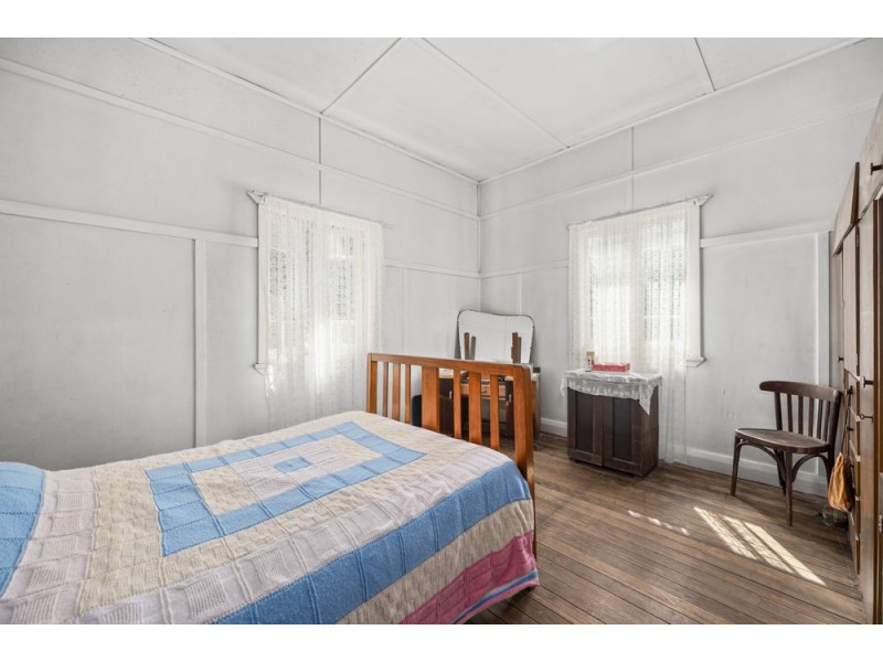 4 Andren Close, Bonville NSW 2441